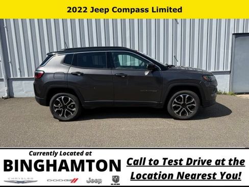 Used 2022 Jeep Compass Limited AWD/4WD image 4