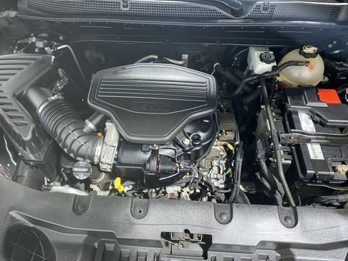 Used 2021 Chevrolet Blazer LT image 9