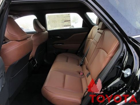 New 2025 Toyota Crown Signia image 18