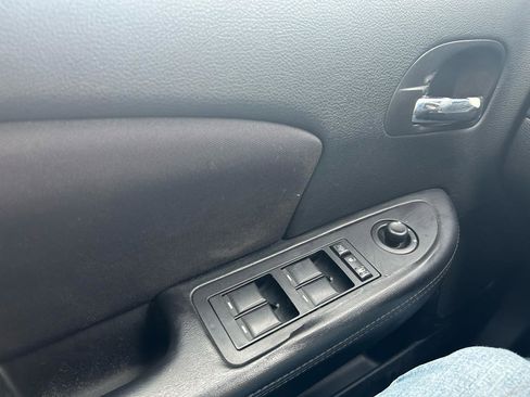 Used 2013 Chrysler 200 LX FWD image 26