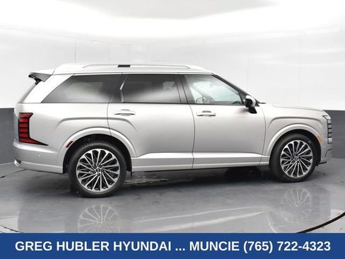 Used 2026 Hyundai Palisade Calligraphy AWD/4WD image 12