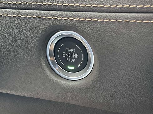 New 2026 Cadillac Escalade Luxury w/ Touring Package image 32