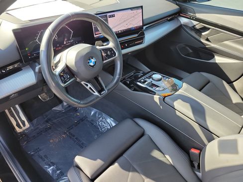 Used 2024 BMW 530i w/ M Sport Package RWD image 23