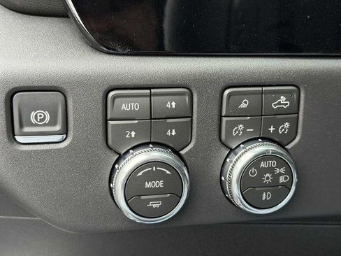 New 2026 GMC Sierra 1500 SLT w/ SLT Premium Plus Package image 16
