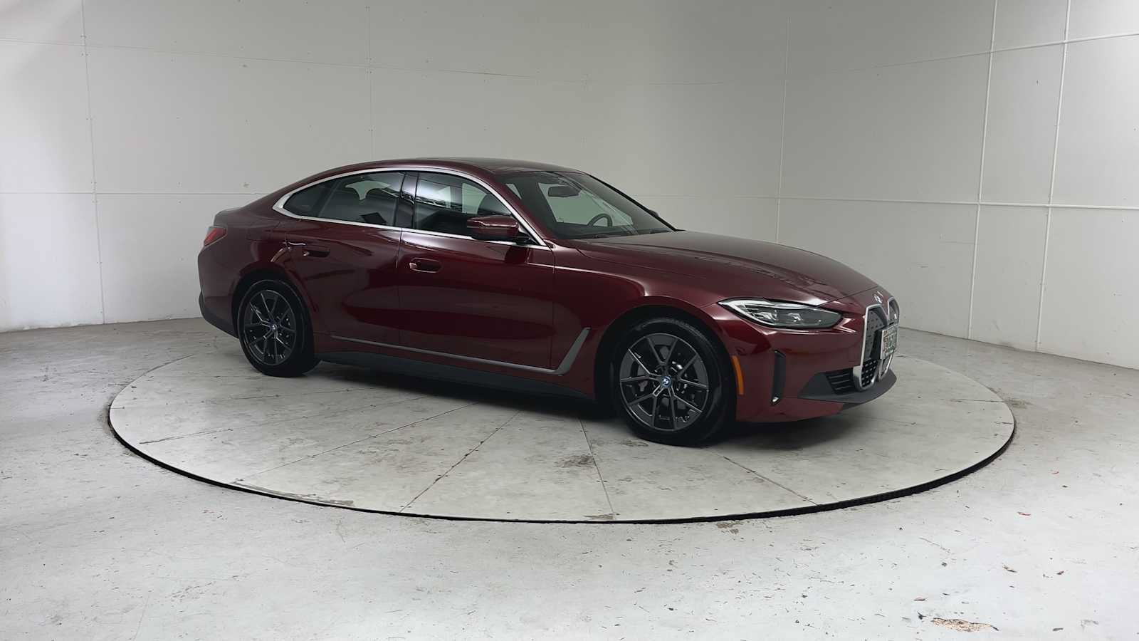 Used 2024 BMW i4 xDrive40i w/ Premium Package AWD/4WD image 8