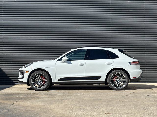 Certified 2026 Porsche Macan S AWD/4WD image 2
