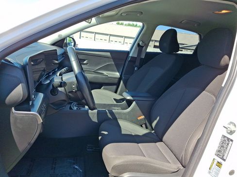 Used 2024 Hyundai Kona SEL FWD image 24