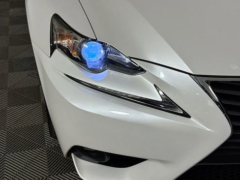 Used 2016 Lexus IS 300 300 image 3