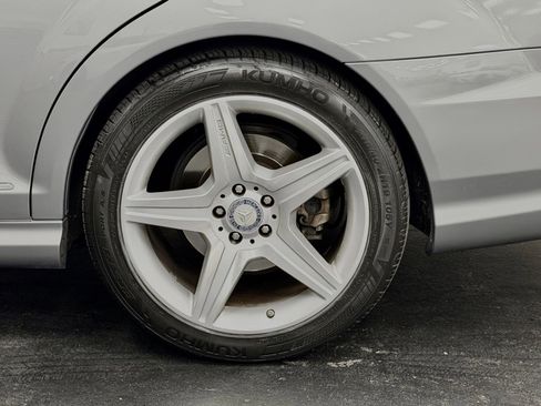 Used 2010 Mercedes-Benz S 550 image 17