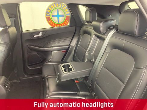 Used 2024 Ford Escape Platinum AWD/4WD image 18