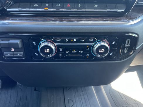 Used 2023 GMC Sierra 1500 Elevation AWD/4WD image 34