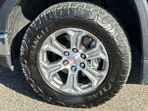Used 2024 GMC Sierra 1500 SLT AWD/4WD image 45
