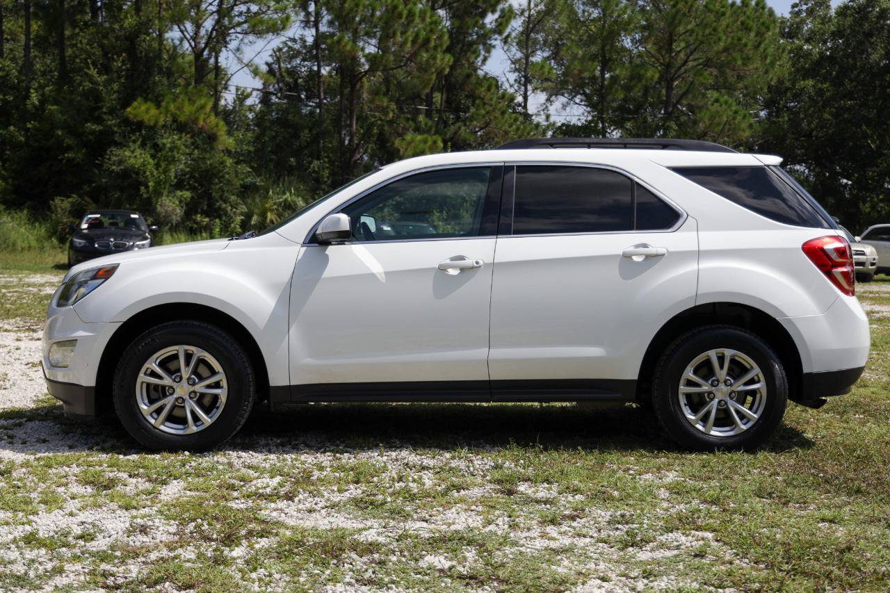 Used 2017 Chevrolet Equinox LT w/ Convenience Package FWD image 3