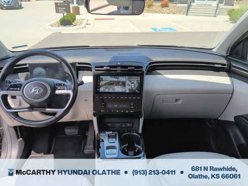 Certified 2022 Hyundai Tucson Limited w/ Cargo Package AWD/4WD image 3