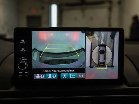 Used 2023 Honda Pilot Elite image 18