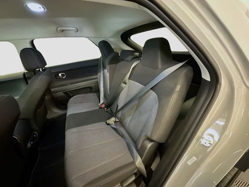 Used 2024 Hyundai Ioniq 5 SE image 29