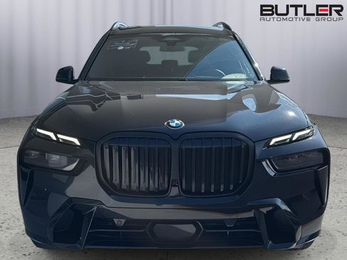 Certified 2023 BMW X7 xDrive40i w/ M Sport Package image 7