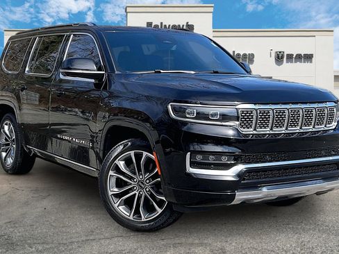 Used 2024 Jeep Grand Wagoneer Series III image 11