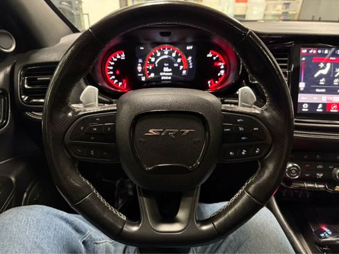 Used 2022 Dodge Durango SRT w/ Technology Group AWD/4WD image 13