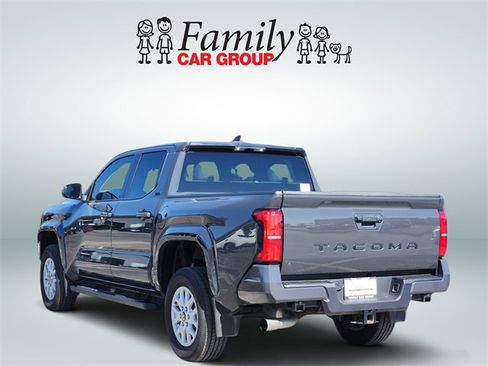 Used 2024 Toyota Tacoma SR5 image 3