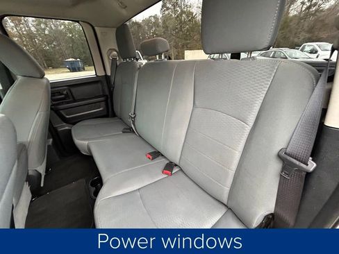 Used 2015 RAM 1500 Express image 16