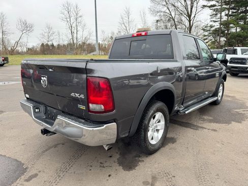 Used 2017 RAM 1500 Classic SLT image 5