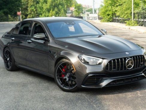 Used 2021 Mercedes-Benz E 63 AMG S w/ Driver Assistance Package image 86