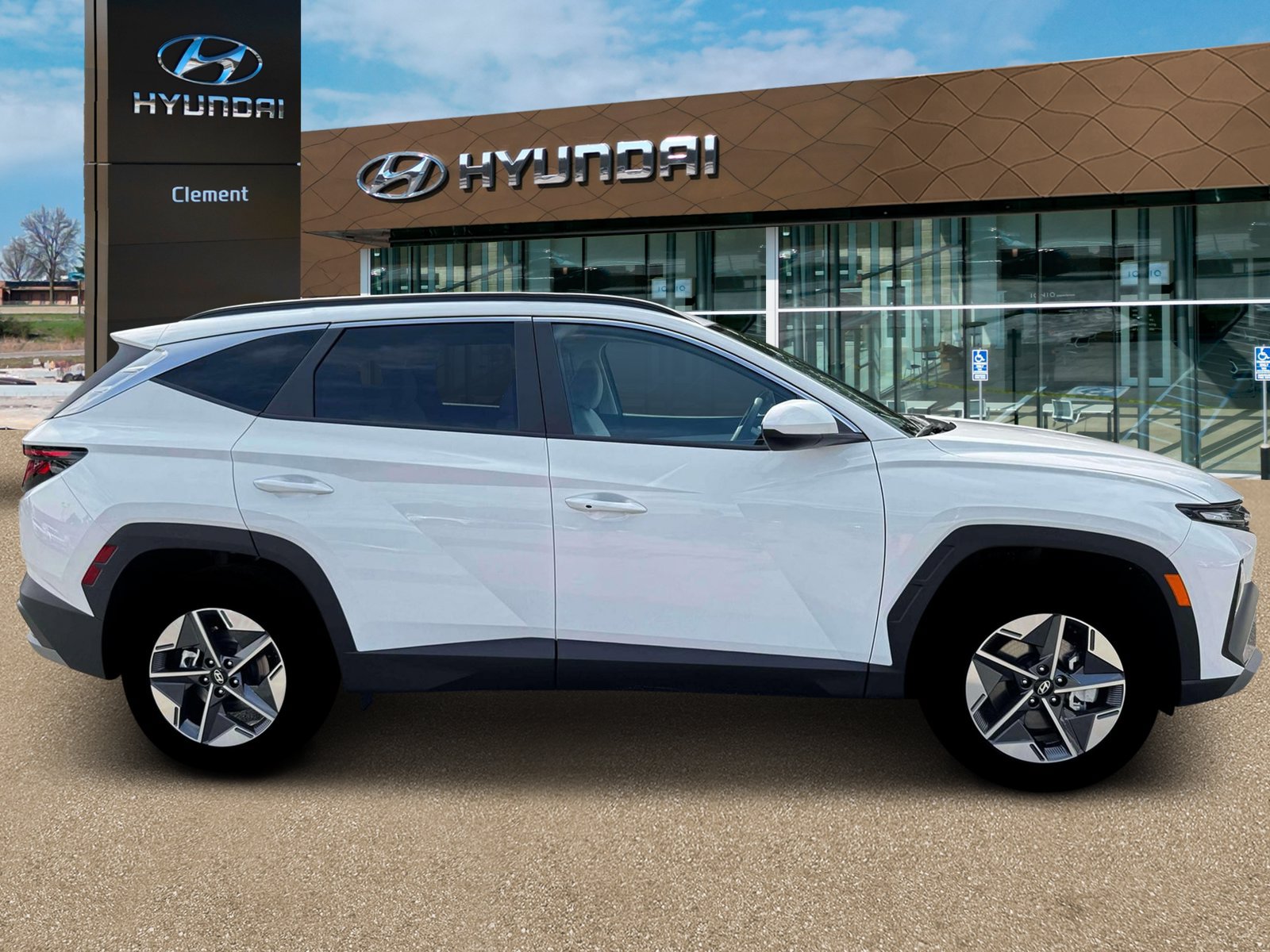 New 2026 Hyundai Tucson SEL w/ Tow & Go Package AWD/4WD image 9