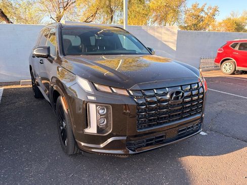 Used 2024 Hyundai Palisade Calligraphy AWD/4WD image 4