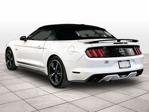 Used 2017 Ford Mustang GT Premium w/ Equipment Group 401A image 10