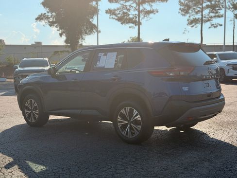 Used 2023 Nissan Rogue SV FWD image 10