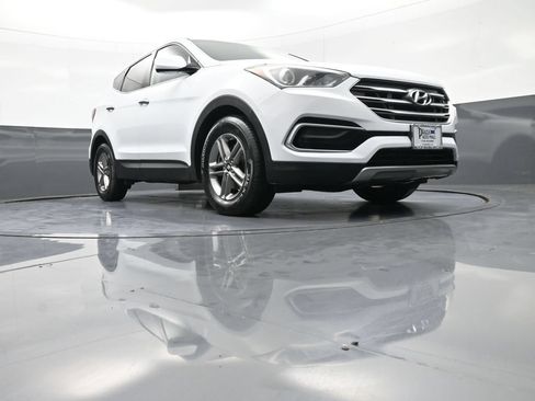 Used 2017 Hyundai Santa Fe Sport AWD/4WD image 26