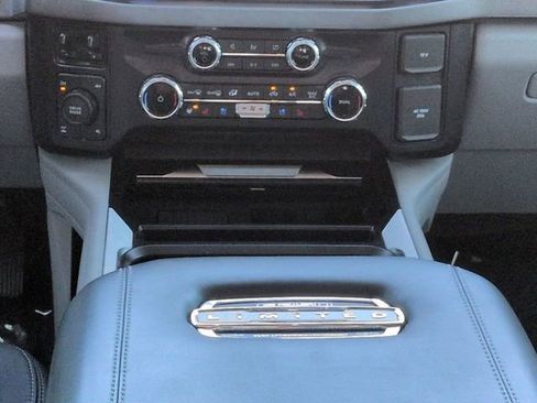 Used 2024 Ford F250 Limited image 18