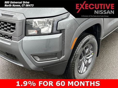 New 2025 Nissan Frontier SV image 7