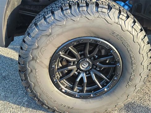 Used 2012 Ford F150 Raptor w/ Raptor Luxury Pkg image 8