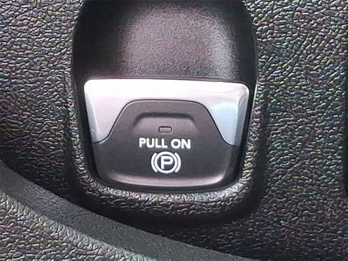 Used 2022 RAM ProMaster 2500 w/ Driver Convenience Group image 23