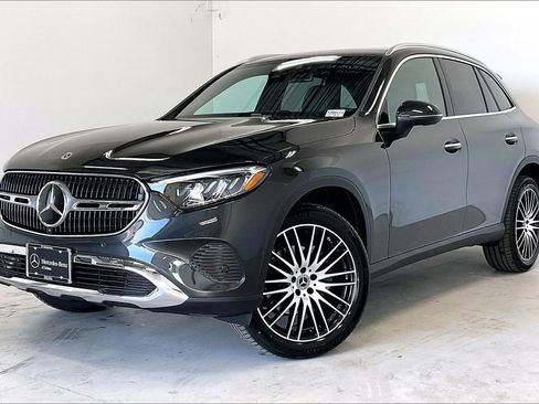 New 2026 Mercedes-Benz GLC 300 4MATIC image 2