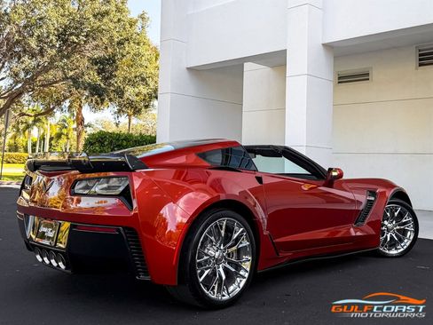 Used 2015 Chevrolet Corvette Z06 w/ 3LZ Preferred Equipment Group image 64