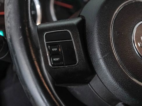 Used 2011 Jeep Wrangler Rubicon w/ PWR Convenience Group AWD/4WD image 14