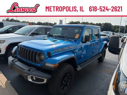 Used 2025 Jeep Gladiator Sport