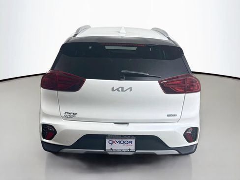Used 2022 Kia Niro EX FWD image 6