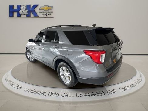 Used 2022 Ford Explorer XLT w/ Equipment Group 202A image 6