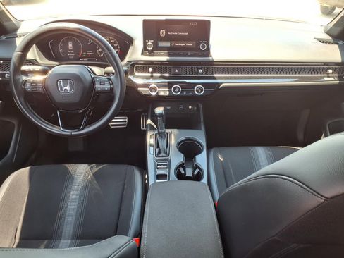 Used 2023 Honda Civic Sport image 9
