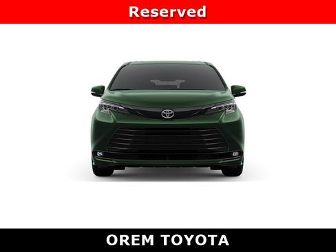 New 2026 Toyota Sienna XLE Woodland Edition AWD/4WD image 17
