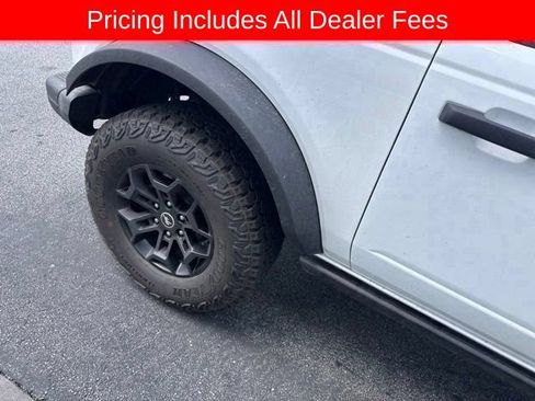 Used 2026 Ford Bronco Badlands AWD/4WD image 15
