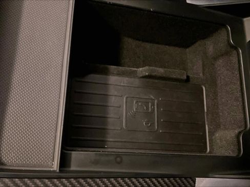 Used 2024 Audi SQ8 Prestige w/ Prestige Package image 33