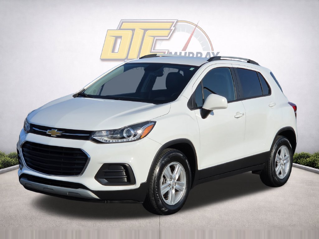 Used 2022 Chevrolet Trax LT w/ LT Convenience Package FWD image 2
