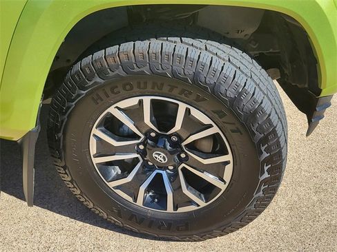 Used 2023 Toyota Tacoma TRD Sport image 7