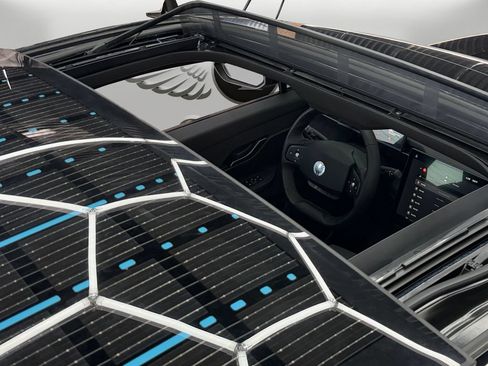 Used 2023 Fisker Ocean Extreme AWD/4WD image 21