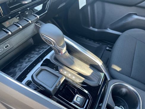 New 2026 GMC Canyon Elevation w/ Convenience Package image 24